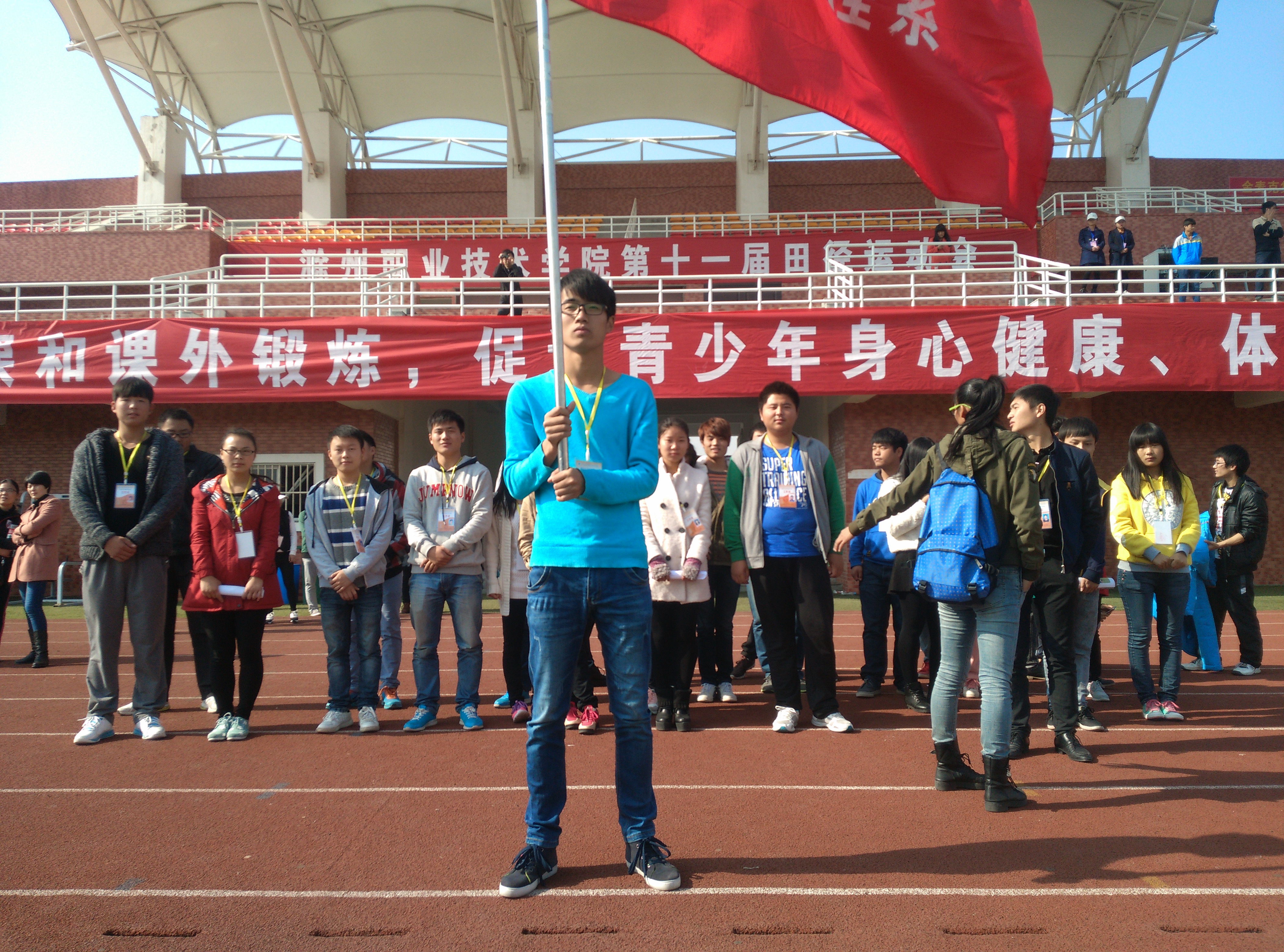 那些你不知道的 致beat365中国唯一官方网站运动会的幕后工作者