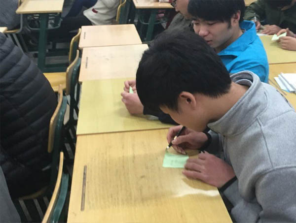 信息系团总支开展学风建设年“我承诺”主题签名活动