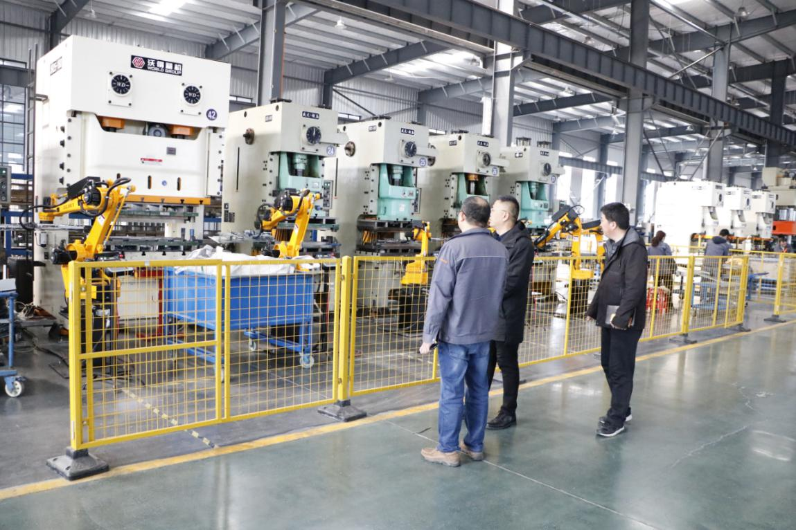 穆松带队赴365官网“四送一服”帮扶企业调研