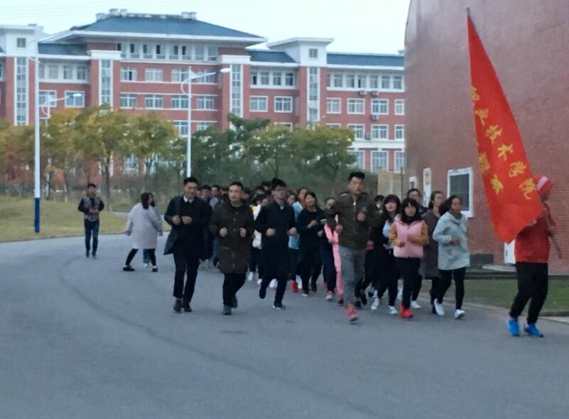 QQ截图20161109093623.jpg